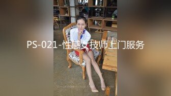 为了犒劳辛苦的老婆，老公带着她找绿主玩，并特意让她穿上了白色婚纱和白丝！ 绿主一边插着嫂夫人一边说_她是反差婊！ 绿奴老公：对，她就是反差婊，反差母狗！她特别骚！