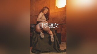    女神KTV淫乱4P 路途中车上被大叔抽水