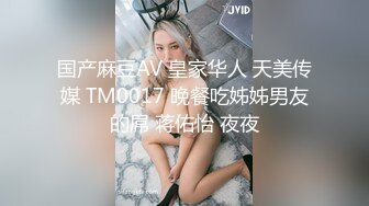 淋浴沖澡的美婦和少女們,畫面香艷真心受不了