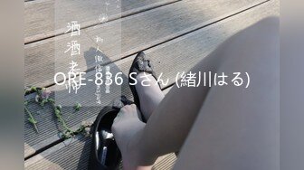 牛仔裤翘臀得魅力