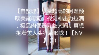 大哥很猛衣服不脱直接操起来~边干边脱就是省时间