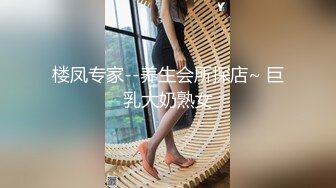 OF大眼萌妹「Yui Peachpie」被金主爸爸插完屄后白浆从小穴下滴到镜头上 后入太刺激忍不住射了一些精液在里面