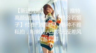 刚见面的一对恋人衣服没脱完就迫不及待开始恋战