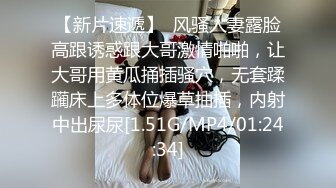  丝袜高跟露脸极品小少妇超有味道，伺候大哥激情啪啪，深喉交让大哥道具玩弄骚穴吃奶子