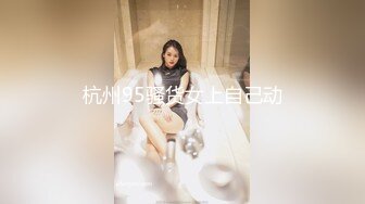 老哥酒店猛干【耐操骚女】第二弹口硬后入抽插大力猛操搞得满头大汗，搞了两炮很是诱惑喜欢不要错过