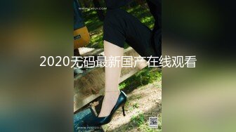 眼镜双马尾鞭子妹子，全裸自慰特写粉穴一线天，近距离特写